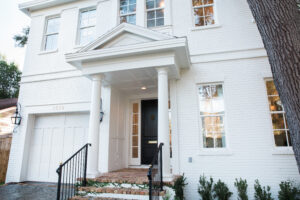 Front exterior view of the custom-built home at 1019 7th Street North by Canopy Builders in St. Petersburg, Florida